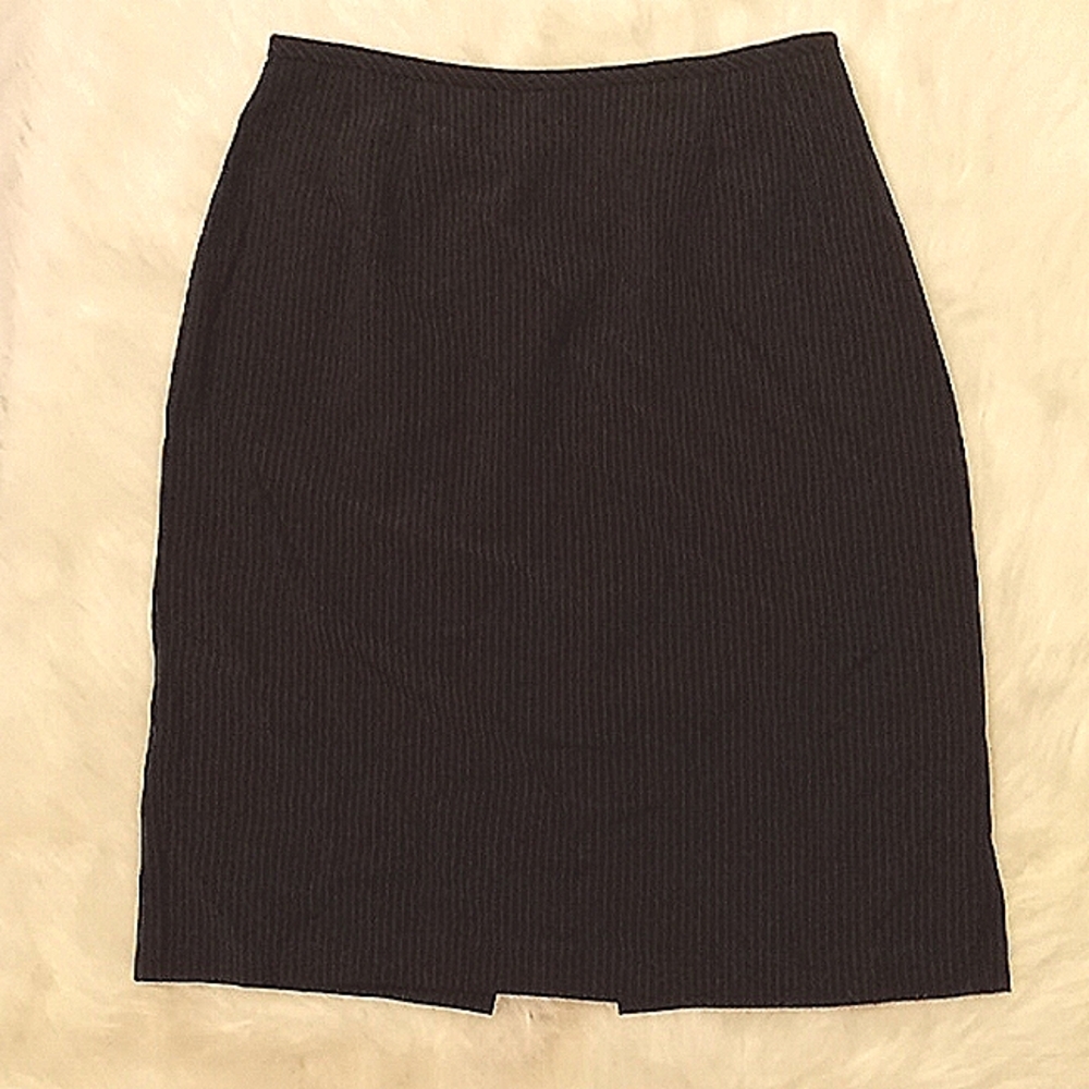Plaza South Black Pinstripe Women's Skirt Sz 8